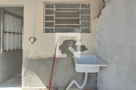 Casa para alugar com 40m², 1 quarto e 1 vagaÁrea de Serviço