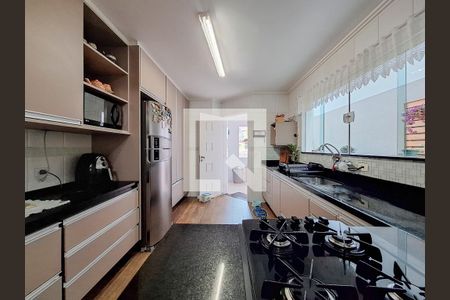 Casa à venda com 200m², 3 quartos e 2 vagasCozinha