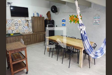 Casa à venda com 200m², 3 quartos e 2 vagasChurrasqueira