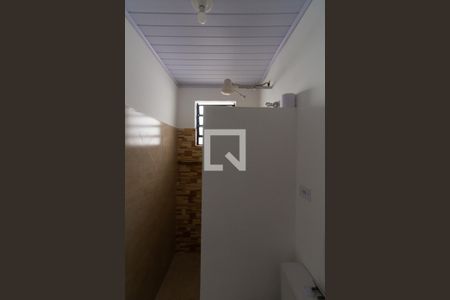 Banheiro de casa para alugar com 1 quarto, 55m² em Vila Darli, São Paulo