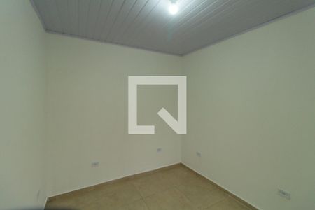 Quarto 2 de casa para alugar com 1 quarto, 55m² em Vila Darli, São Paulo