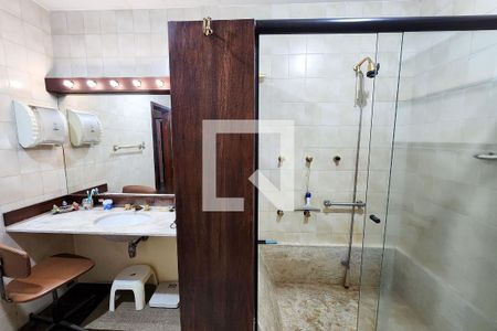 Apartamento para alugar com 282m², 4 quartos e 1 vagaBanheiro da Suite 3