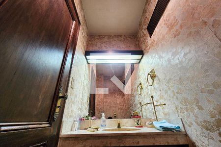 Apartamento para alugar com 282m², 4 quartos e 1 vagaLavabo