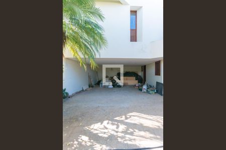 Casa à venda com 600m², 4 quartos e 4 vagasGaragem