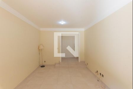 Casa à venda com 600m², 4 quartos e 4 vagasSala de TV