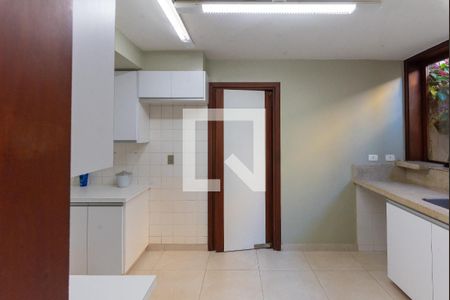 Casa à venda com 600m², 4 quartos e 4 vagasCozinha