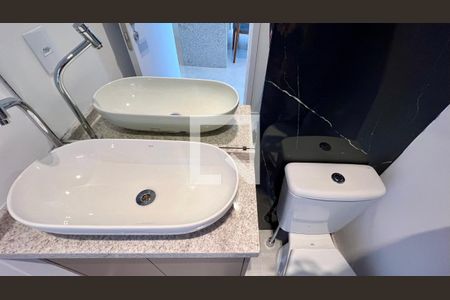 Apartamento para alugar com 70m², 2 quartos e 1 vagaLavabo