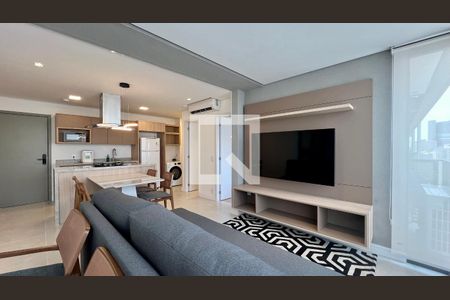 Sala de TV de apartamento para alugar com 2 quartos, 70m² em Pinheiros, São Paulo