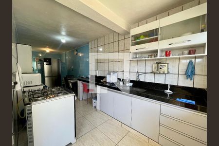 Casa à venda com 300m², 5 quartos e 4 vagasCozinha