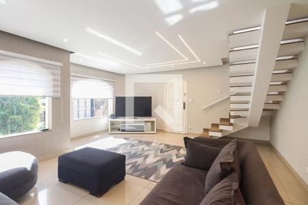 Sala  de casa para alugar com 4 quartos, 225m² em Vila Carrão, São Paulo