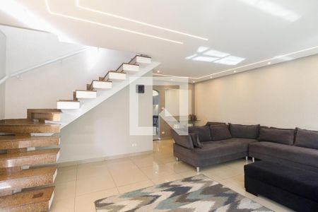 Sala  de casa para alugar com 4 quartos, 225m² em Vila Carrão, São Paulo