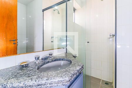 Apartamento à venda com 197m², 4 quartos e 3 vagasBanheiro Suíte 1