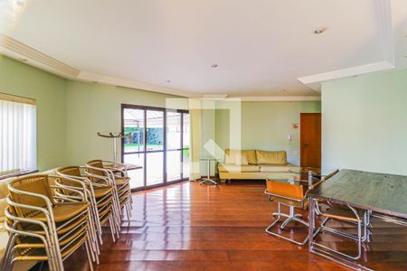 Apartamento à venda com 197m², 4 quartos e 3 vagasÁrea comum - Salão de festas