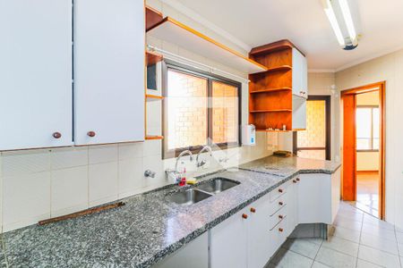 Apartamento à venda com 197m², 4 quartos e 3 vagasCozinha