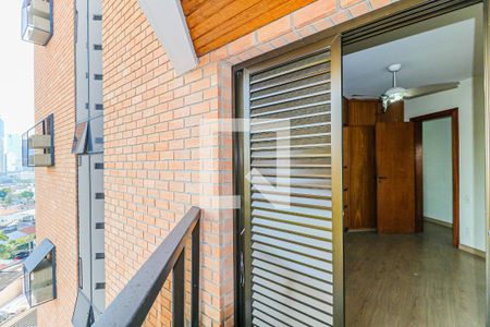 Apartamento à venda com 197m², 4 quartos e 3 vagasVaranda Suíte 1