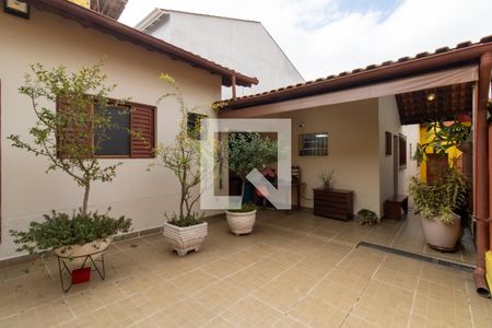 Casa para alugar com 80m², 3 quartos e 2 vagas Casa para alugar com 80m², 3 quartos e 2 vagasÁrea Externa