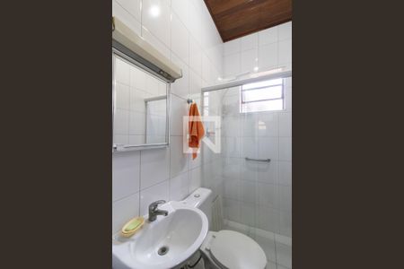 Casa para alugar com 80m², 3 quartos e 2 vagas Casa para alugar com 80m², 3 quartos e 2 vagasBanheiro de Serviço