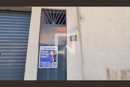 Casa para alugar com 55m², 2 quartos e sem vagaPlaquinha 