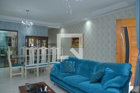 Sala de casa à venda com 3 quartos, 300m² em Parque das Nações, Santo André