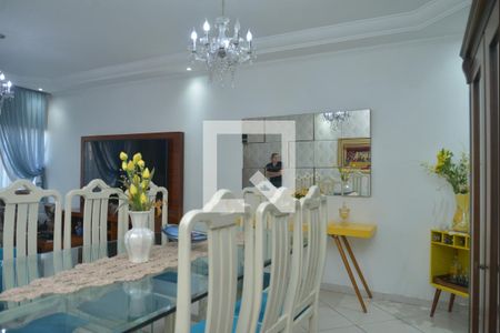 Sala de Jantar de casa à venda com 3 quartos, 300m² em Parque das Nações, Santo André
