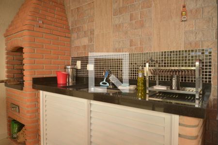 Casa à venda com 300m², 3 quartos e 4 vagasÁrea externa 