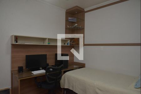 Casa à venda com 300m², 3 quartos e 4 vagasQuarto Suite 2