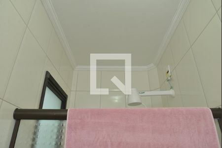 Casa à venda com 300m², 3 quartos e 4 vagasBanheiro da Suíte 2