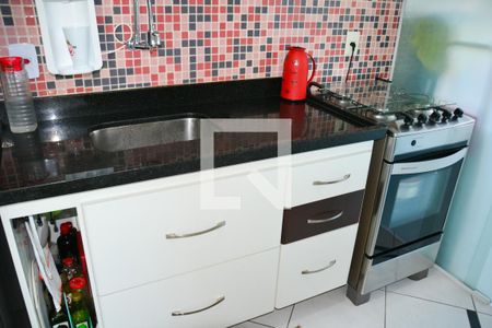 Apartamento à venda com 74m², 2 quartos e 2 vagasCozinha