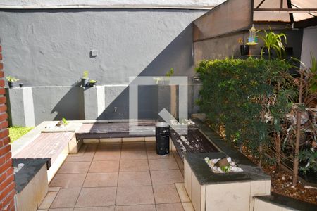 Apartamento à venda com 74m², 2 quartos e 2 vagasÁrea comum 