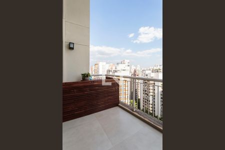 Apartamento para alugar com 104m², 2 quartos e 2 vagas Apartamento para alugar com 104m², 2 quartos e 2 vagasVaranda