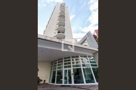 Apartamento para alugar com 104m², 2 quartos e 2 vagas Apartamento para alugar com 104m², 2 quartos e 2 vagasFachada