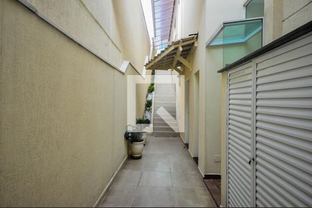 Casa para alugar com 500m², 4 quartos e 4 vagasCorredor de Entranda