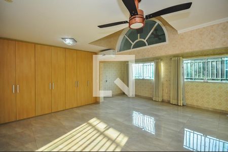 Casa para alugar com 500m², 4 quartos e 4 vagasSuíte 2