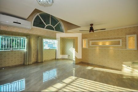 Casa para alugar com 500m², 4 quartos e 4 vagasSuíte 2