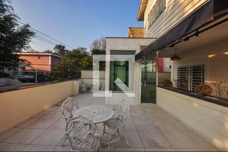 Casa para alugar com 500m², 4 quartos e 4 vagasVaranda