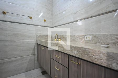 Casa para alugar com 500m², 4 quartos e 4 vagasBanheiro