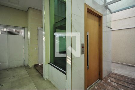 Casa para alugar com 500m², 4 quartos e 4 vagasElevador