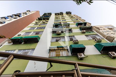 Apartamento à venda com 65m², 2 quartos e sem vagaFachada