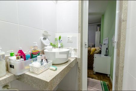 Apartamento à venda com 65m², 2 quartos e sem vagaBanheiro