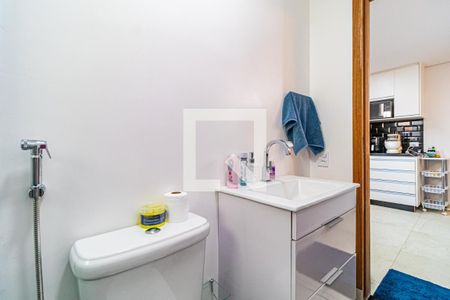 Banheiro social de casa à venda com 3 quartos, 180m² em Jardim Esmeralda, São Paulo