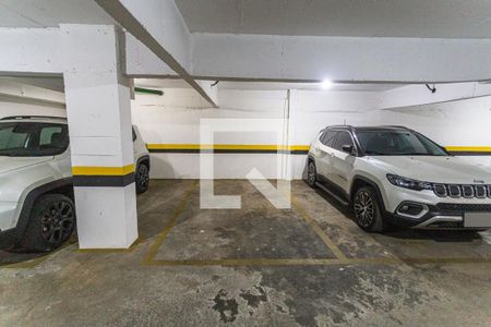 Garagem de apartamento à venda com 2 quartos, 129m² em Vila Paris, Belo Horizonte