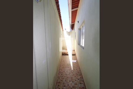 Casa para alugar com 30m², 1 quarto e sem vagaQuintal