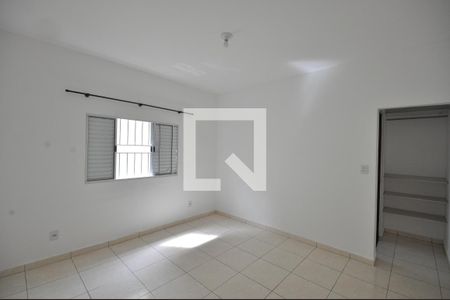 Sala/Quarto de casa para alugar com 1 quarto, 30m² em Vila Isolina Mazzei, São Paulo