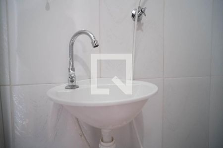 Banheiro  de casa para alugar com 1 quarto, 20m² em Vila Robertina, São Paulo