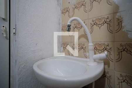 Casa para alugar com 28m², 1 quarto e sem vagaBanheiro 