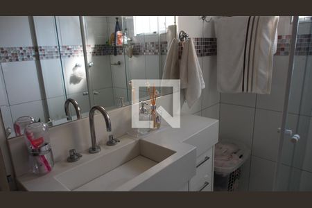 Casa à venda com 349m², 2 quartos e 5 vagasBanheiro