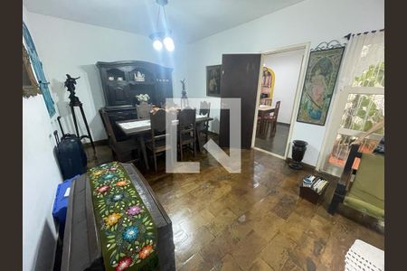 Casa à venda com 3 quartos, 120m² em Cachoeira, Niterói