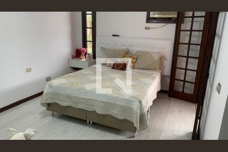 Casa à venda com 4 quartos, 400m² em São Francisco, Niterói