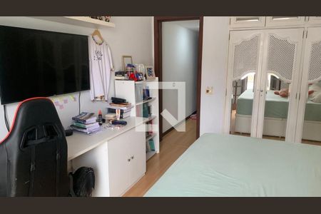 Casa à venda com 4 quartos, 400m² em São Francisco, Niterói