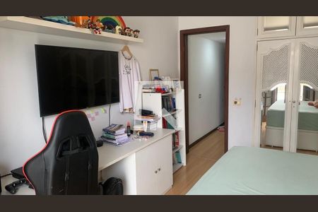 Casa à venda com 4 quartos, 400m² em São Francisco, Niterói